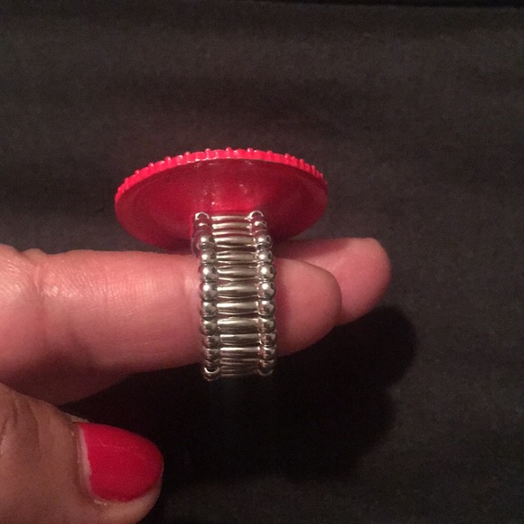 Beautiful ring - Picture 7 of 8